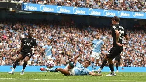 Tottenham Bungkam Manchester City 2-0 di Etihad Stadium