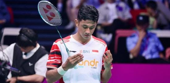 Alwi Farhan Tumbangkan Anders Antonsen, Indonesia Samakan Kedudukan di Grup D Piala Sudirman 2025