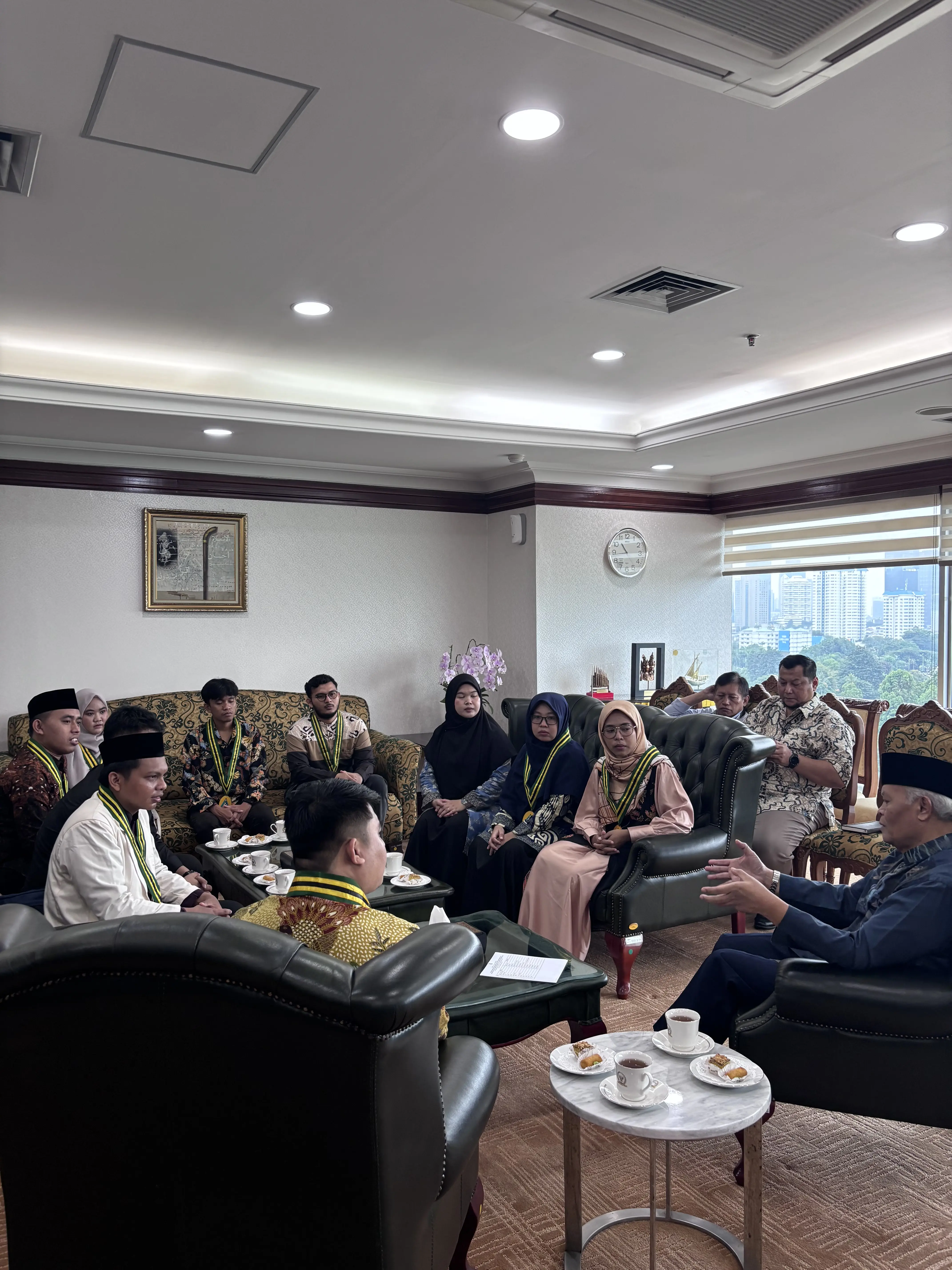 PII Bersilaturahmi Bersama Wakil Ketua MPR RI Hidayat Nur Wahid: Pelajar Islam Harus Menjadi Pilar Menuju Indonesia Emas 2045