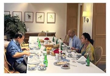 Puasa Kedua, Presiden Prabowo Berbuka Bersama Keluarga