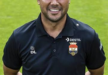 Denny Landzaat Dilirik Ajax Amsterdam, Masa Depannya di Timnas Indonesia Dipertanyakan