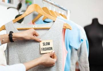 Slow Fashion: Gerakan Gaya yang Lambat tapi Bermakna