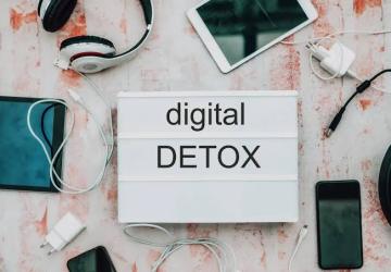 Digital Detox: Bagus atau Tidak untuk Anak?