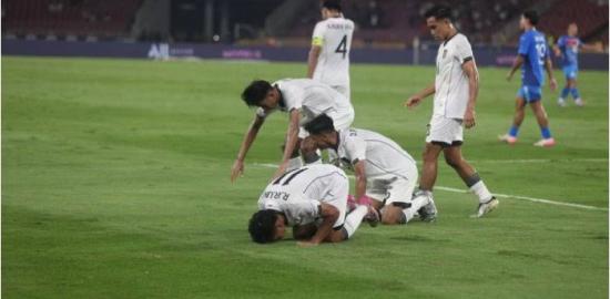 Gol Bunuh Diri Rosquillo Antar Indonesia U-23 Unggul Sementara atas Filipina di Piala AFF U-23 2025