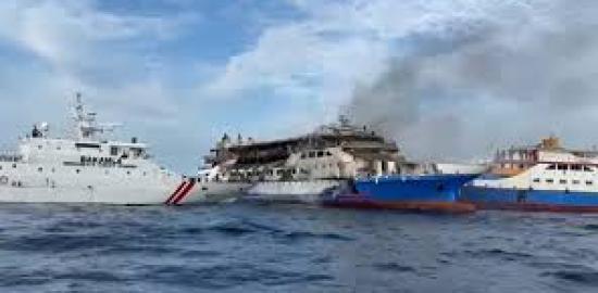 5 Orang Tewas dalam Kebakaran KMP Barcelona V di Perairan Talise, 284 Penumpang Selamat