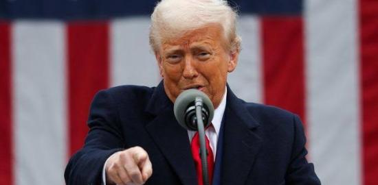 Lonjakan Pasar Saham Global Usai Keputusan Trump, Demokrat Soroti Dugaan Insider Trading