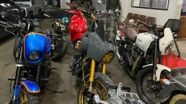 Kejagung Sita 21 Motor, 7 Sepeda, dan 4 Mobil Mewah dalam Kasus Suap Mafia Minyak Goreng