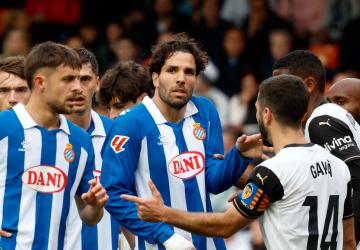 Valencia dan Espanyol Berbagi Poin dalam Laga Ketat di Mestalla