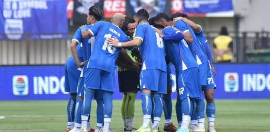 Persib Siap Bungkam Ronaldo? Bojan Hodak Optimistis Usai Tundukkan Juara Asia