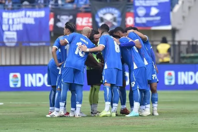 Persib Siap Bungkam Ronaldo? Bojan Hodak Optimistis Usai Tundukkan Juara Asia