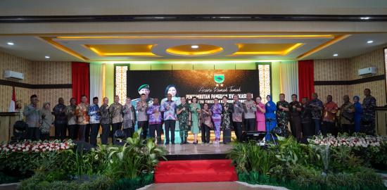 Hadiri Lepas Sambut Pangdam XVIII/ Kasuari, KaBan Kesbangpol Sampaikan Komitmen Gubernur Papua Barat Daya