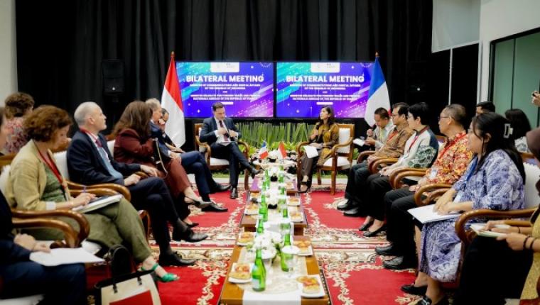 Menkomdigi Terima Menteri Urusan Perdagangan Luar Negeri Republik Prancis