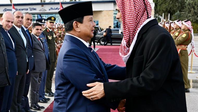 Pangeran Ghazi Antar Keberangkatan Presiden Prabowo ke Tanah Air