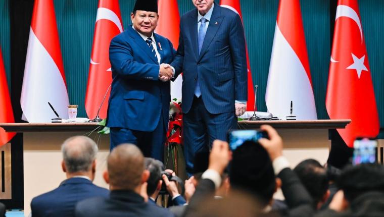 Presiden Prabowo Gelar Pertemuan Tête-à-Tête dengan Presiden Erdoğan
