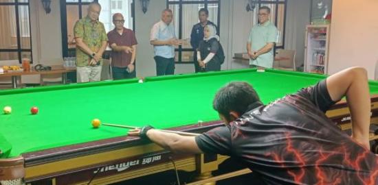 Kemenpora Tinjau Persiapan Tim Biliar Indonesia Menuju SEA Games Thailand 2025