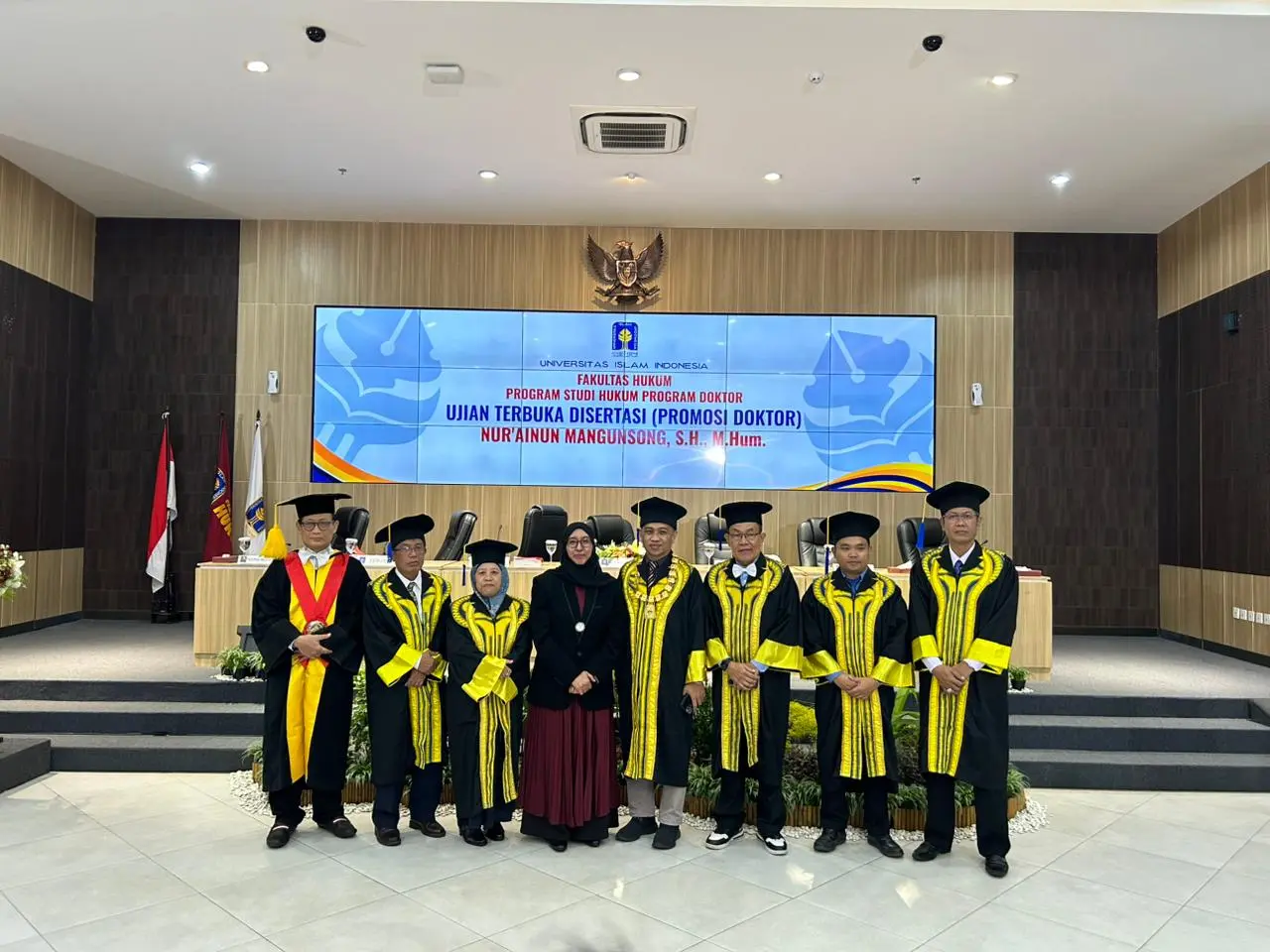 Peneliti ISLaMS, Nurainun Mangunsong Resmi Sandang Gelar Doktor, Usulkan Penataan Regulasi Perizinan di DIY