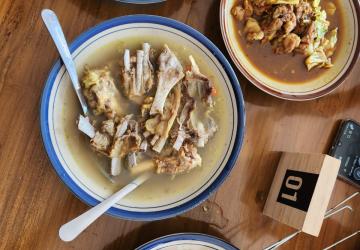 Lezatnya Sate Klathak Mbah Sukarjo, Sajian Kambing Khas Jogja di Pusat Kota