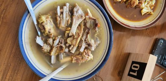 Lezatnya Sate Klathak Mbah Sukarjo, Sajian Kambing Khas Jogja di Pusat Kota