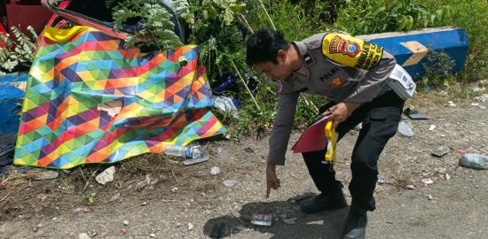 Nahas, Pengemudi dan Helper Pengangkut BBM Meninggal pada Kecelakaan di Klamono