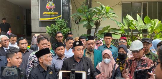 Penuhi Panggilan Polda Metro Jaya, Putri Ahmad Bahar Serahkan Bukti Penyekapan