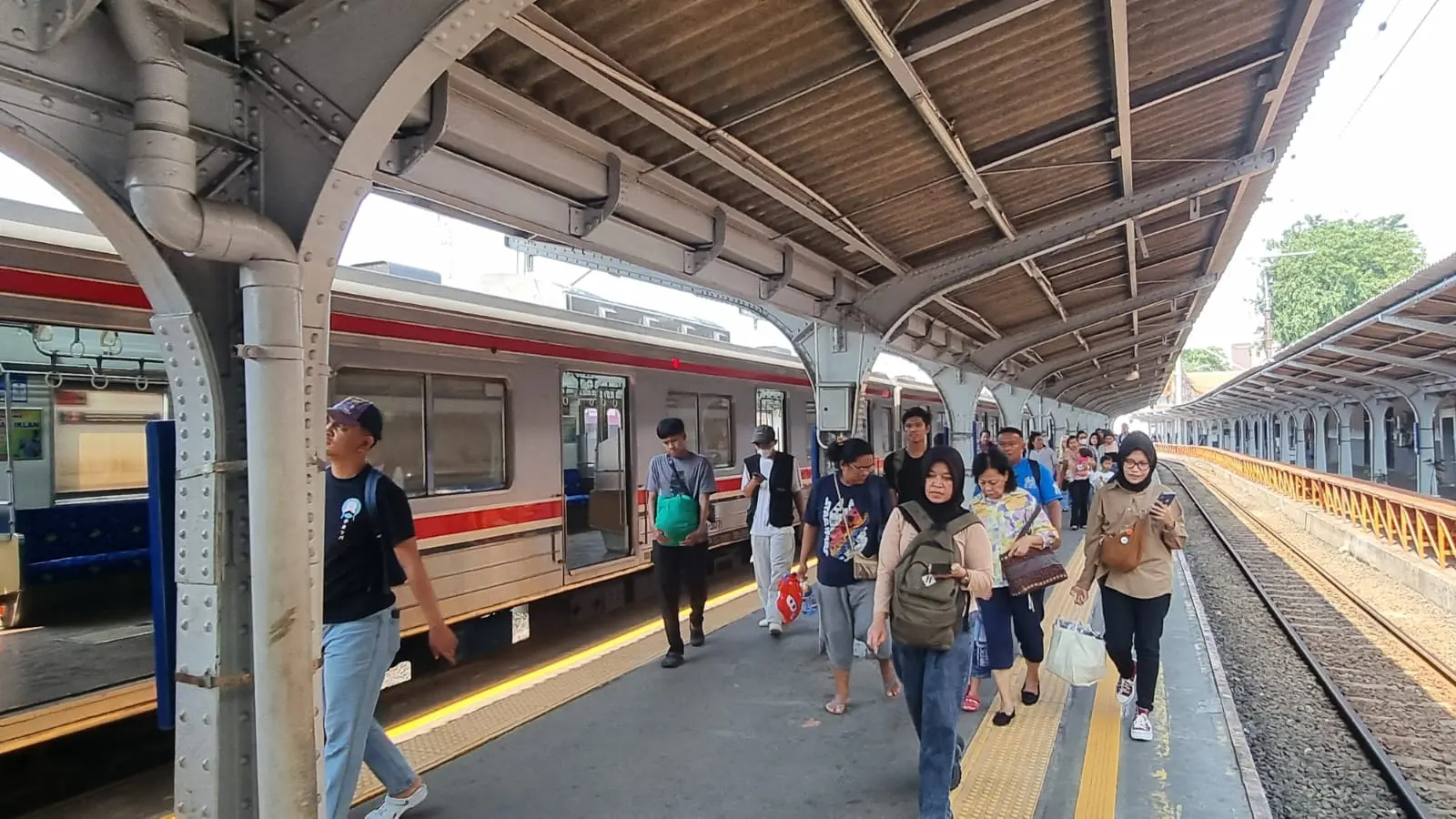Catatkan Tren Positif di Kuartal Pertama 2026: KAI Commuter Konsisten Wujudkan Ekosistem Perkeretaapian