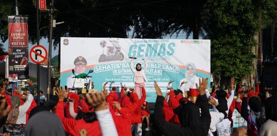 Walikota Blitar dan RSI Aminah Sukses Gelar CFD Massal: Sinergi Sehat dengan Layanan Spesialis Gratis