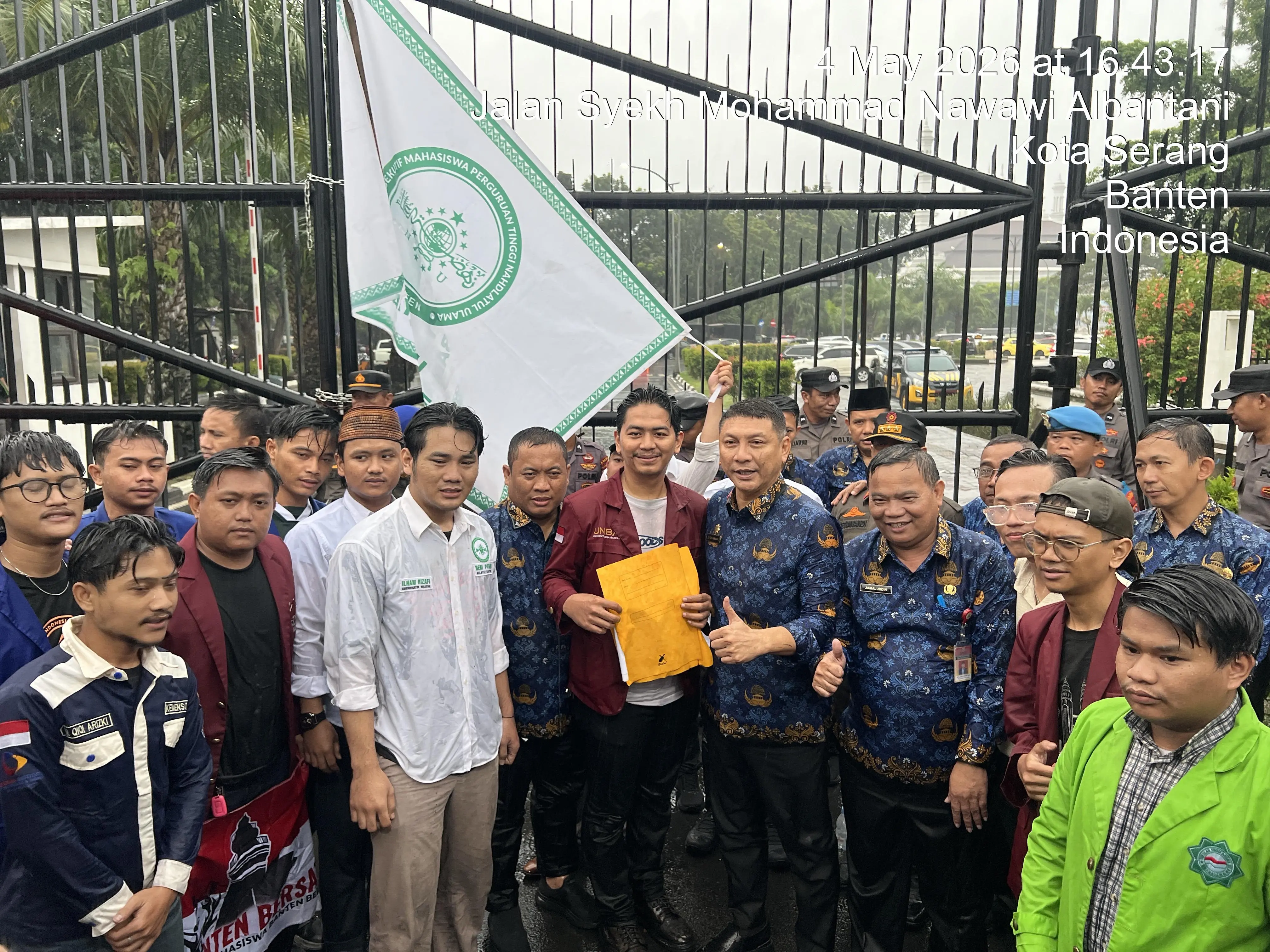 Ratusan Mahasiswa Turun Aksi di Pusat Pemerintahan Banten: Soroti Problem Pendidikan Berkepanjangan