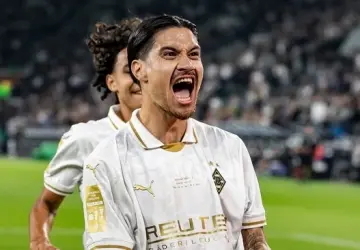 Borussia Monchengladbach Cemas Cedera Kevin Diks di Laga Debut DFB Pokal