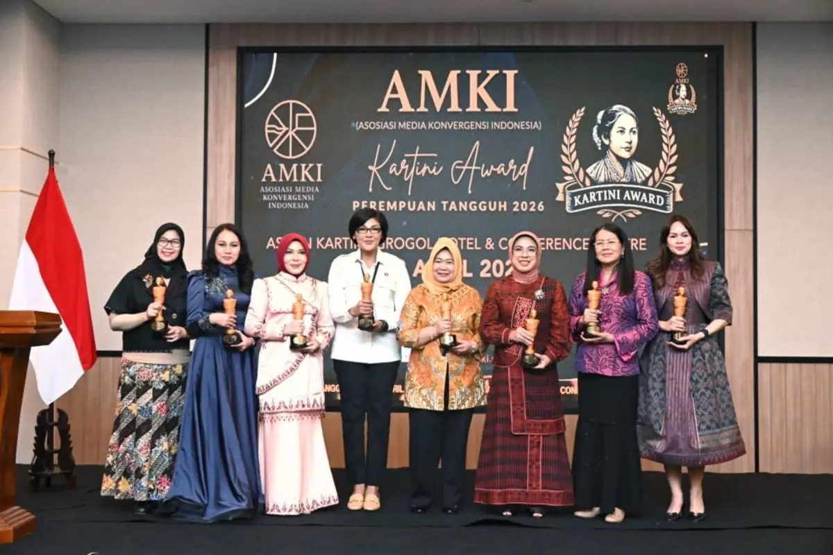 Kartini Award 2026 Diberikan, Siti Fauziah Tegaskan Dedikasi Jadi Kunci Pengabdian