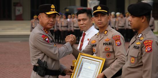 Upacara Hari Kesadaran Nasional, Kapolda Banten Tekankan Pelayanan Humanis dan Profesionalisme Personel
