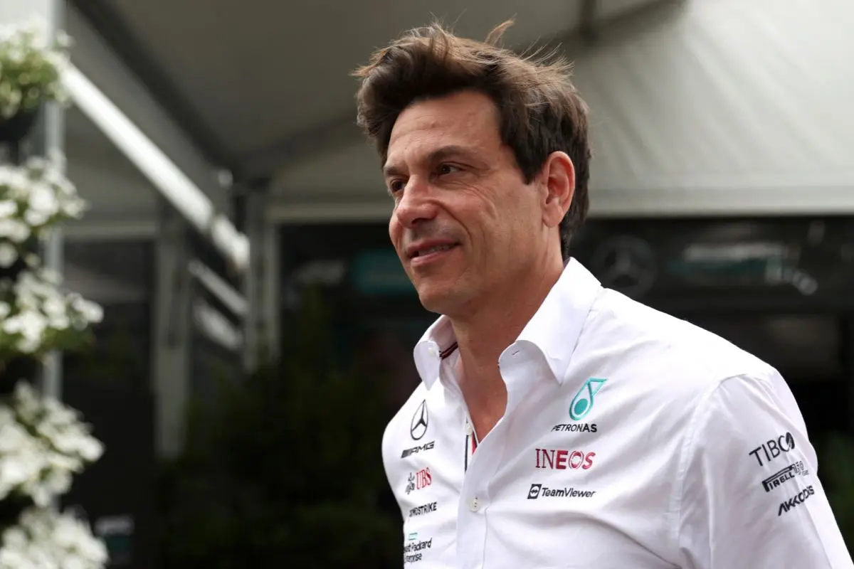 Toto Wolff Ingatkan Mercedes Tak Cepat Puas Meski Dominan di Awal Musim