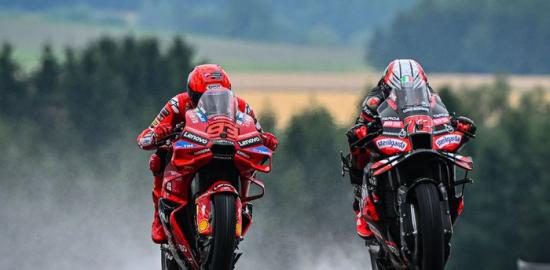 Bos Aprilia Yakin Bezzecchi Mampu Tumbangkan Marc Marquez di MotoGP 2026