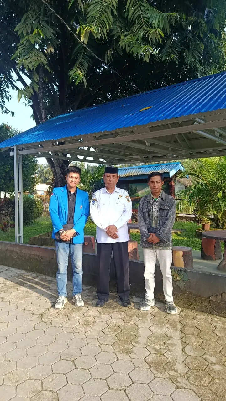 Cendekia Society ID Sosialisasikan Pendaftaran Kuliah dan KIP Kuliah di Dampelas