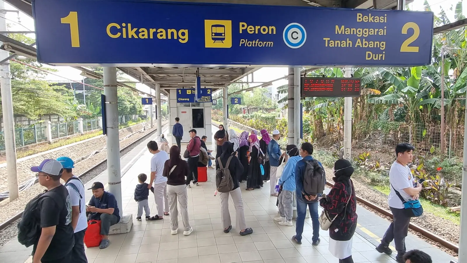 Info Commuter Line: Operasional Commuter Line Cikarang Berangsur Normal, Layanan Stasiun Bekasi Timur Kembali Pulih