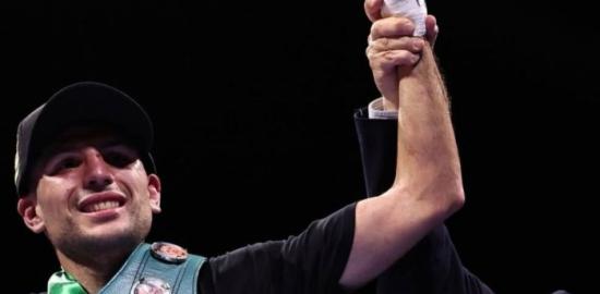 Lorente Jadi Penantang Wajib Gelar Dunia WBC Usai Kalahkan Collins