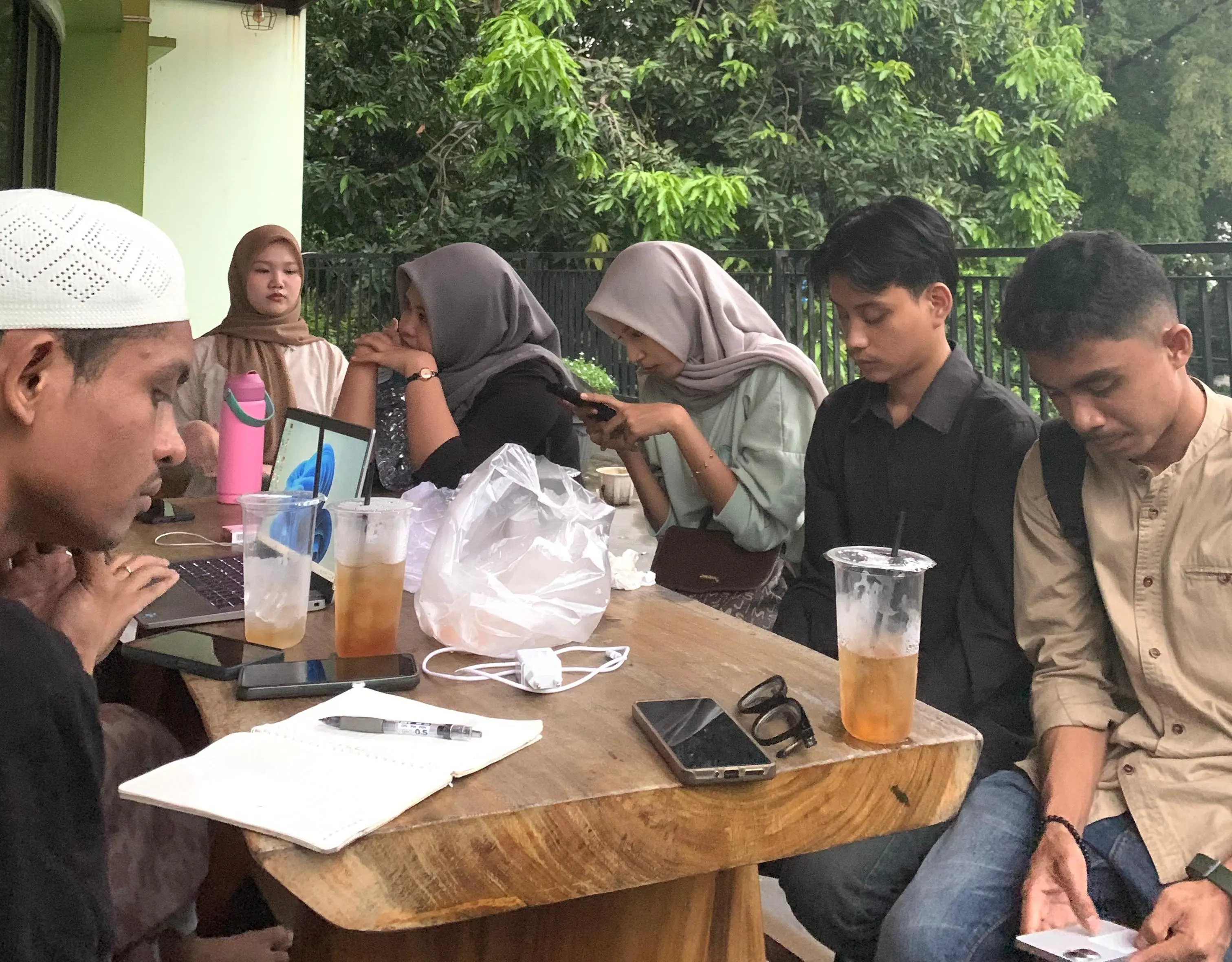 PMII Rayon Pembebasan Hasan Hanafi, Gelar Diskusi Menakar Industrialisasi Pendidikan dan Politisasi Anggaran