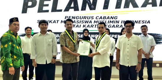 Pelantikan SEMMI Cabang Kutai Kartanegara: Mahasiswa Harus Kolaboratif, Kritis, dan Jadi Kekuatan Persatuan