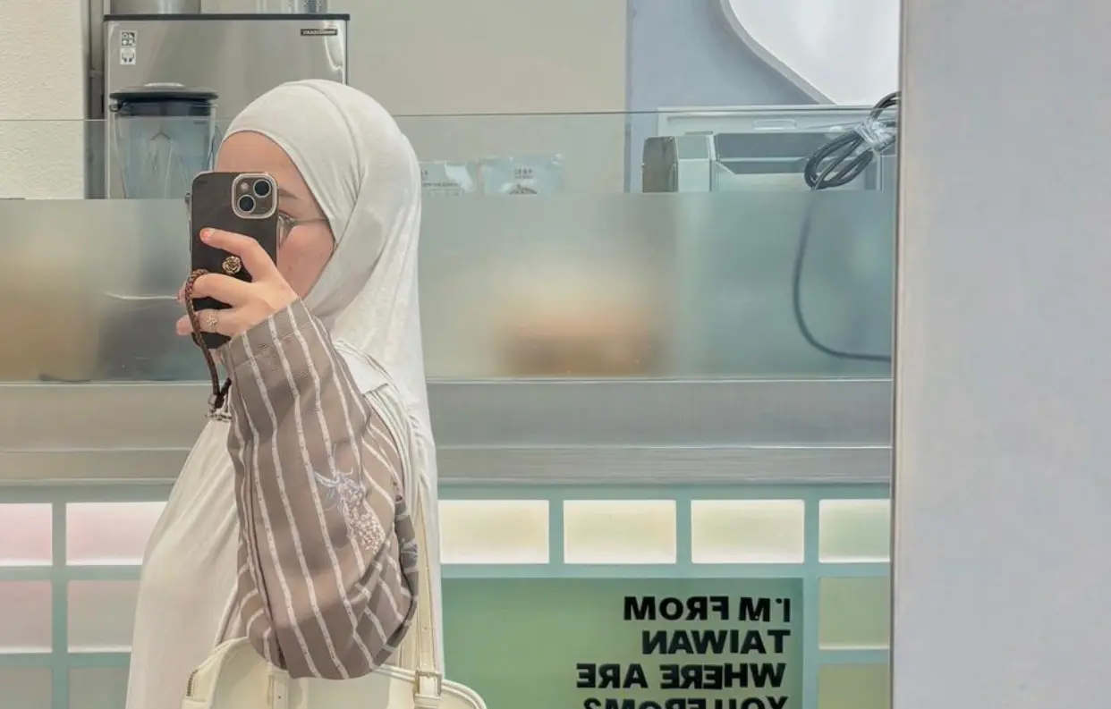@melisa.njm: Dakwah Fashion Muslimah dan Semangat Women Empowerment