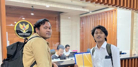 Mahasiswa Gugat UU Pesantren ke MK: Menguji Konstitusionalitas Pasal 48 Ayat (2) dan Ayat (3)