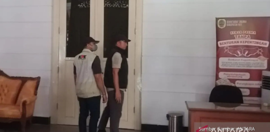 Usai OTT, KPK Geledah Rumah Dinas dan Kantor Bupati Pati