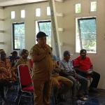SarPras Kurang, Kepala SMPN 27 Raja Ampat 'Curhat' Dihadapan Senator Hartono