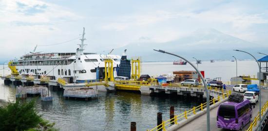 H-5 Lebaran, Arus Jawa–Sumatera Turun, Pergerakan Kendaraan Masih Fluktuatif