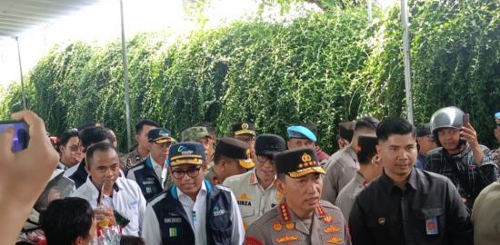 Kapolri Tinjau Arus Balik Lebaran di Pelabuhan Bakauheni