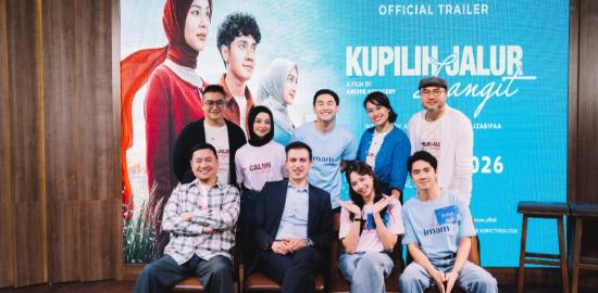 Official Trailer "Ku Pilih Jalur Langit" Resmi Tayang, Zee Asadel & Emir Mahira Jadi Pemeran Pasutri, Cek Tanggal nya!