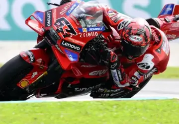 Bagnaia Rebut Pole Position di MotoGP Malaysia 2025