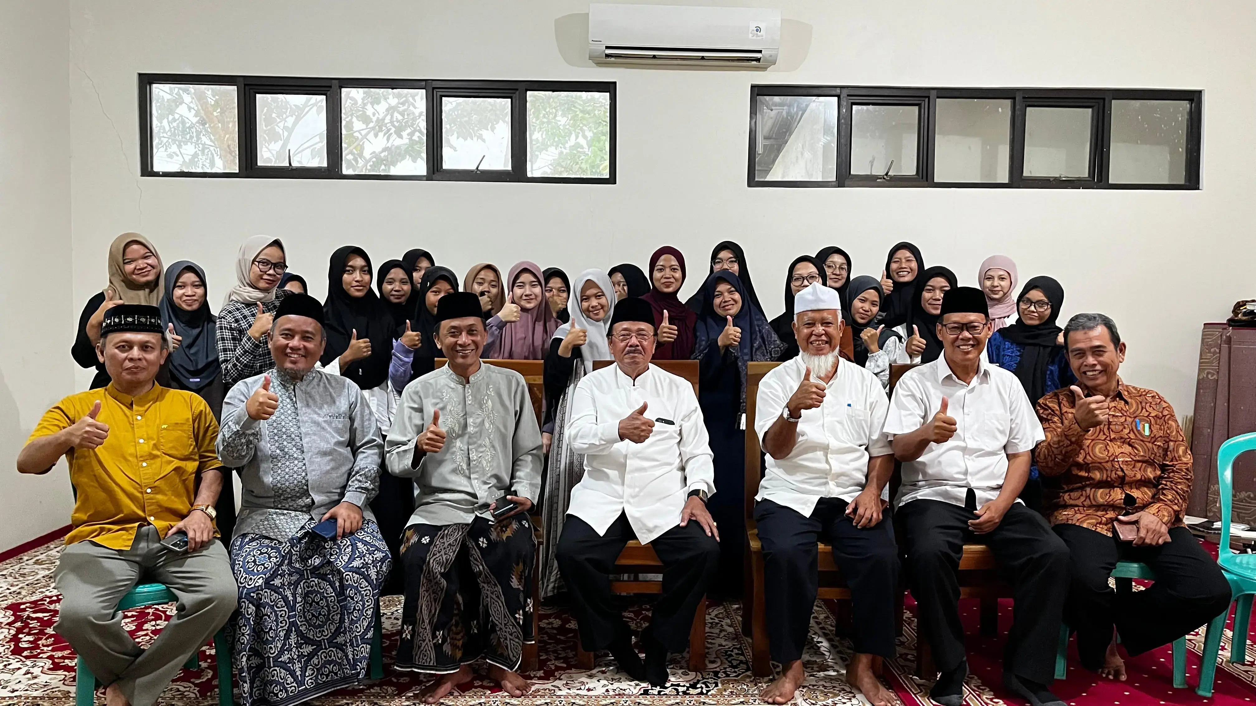 Tumbuhkan Jiwa Wirausaha Santri, Pesantren Entrepreneur Mulia Kreatif Hadirkan Erman Soeparno
