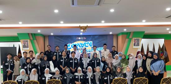 HMPS PMI Gelar Seminar Keperempuanan Dalam Rangkaian Comdev Competition Development