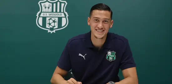 Jay Idzes Segera Debut Bersama Sassuolo di Musim 2025–2026, Langsung Hadapi Juara Bertahan Napoli