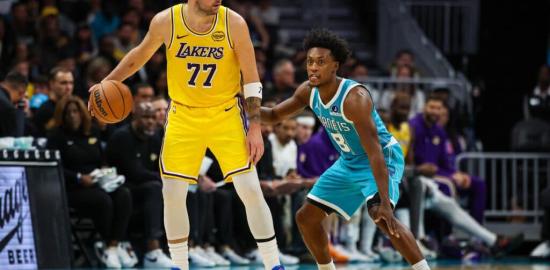 Luka Doncic Cetak 38 Poin, Antar Los Angeles Lakers Tumbangkan Charlotte Hornets