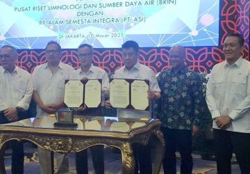 BRIN dan PT Alam Semesta Integra Jalin Kerja Sama Pengembangan Teknologi Fotobioreaktor untuk Reduksi Emisi Karbon